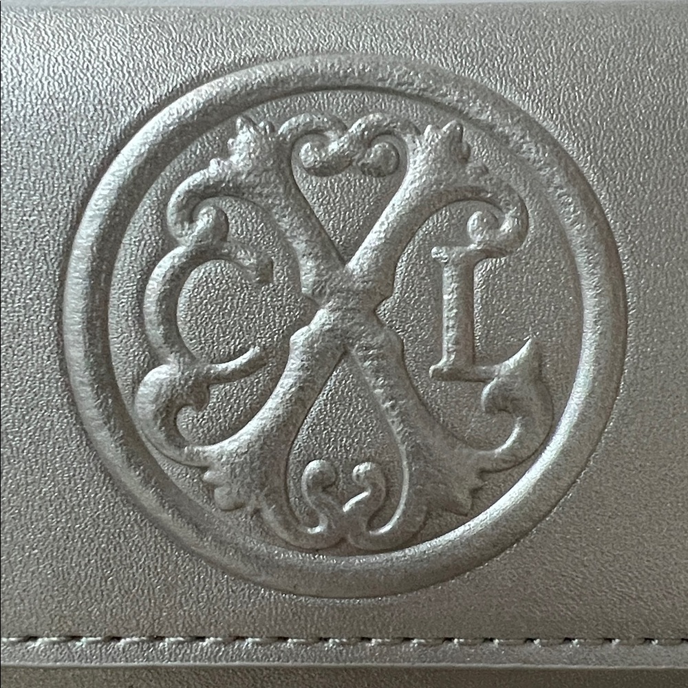 NWT CXL by Christian Lacroix Silver Park Smooth Small Clutch Wristlet Reg. $78 - Picture 10 of 12
